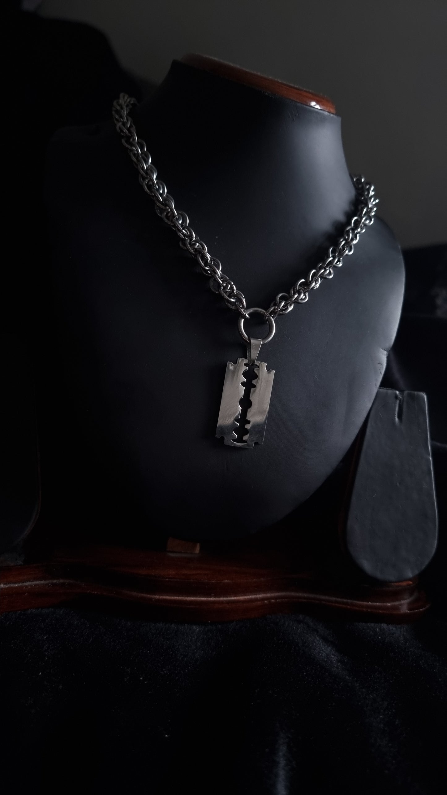 The Stoic Chain