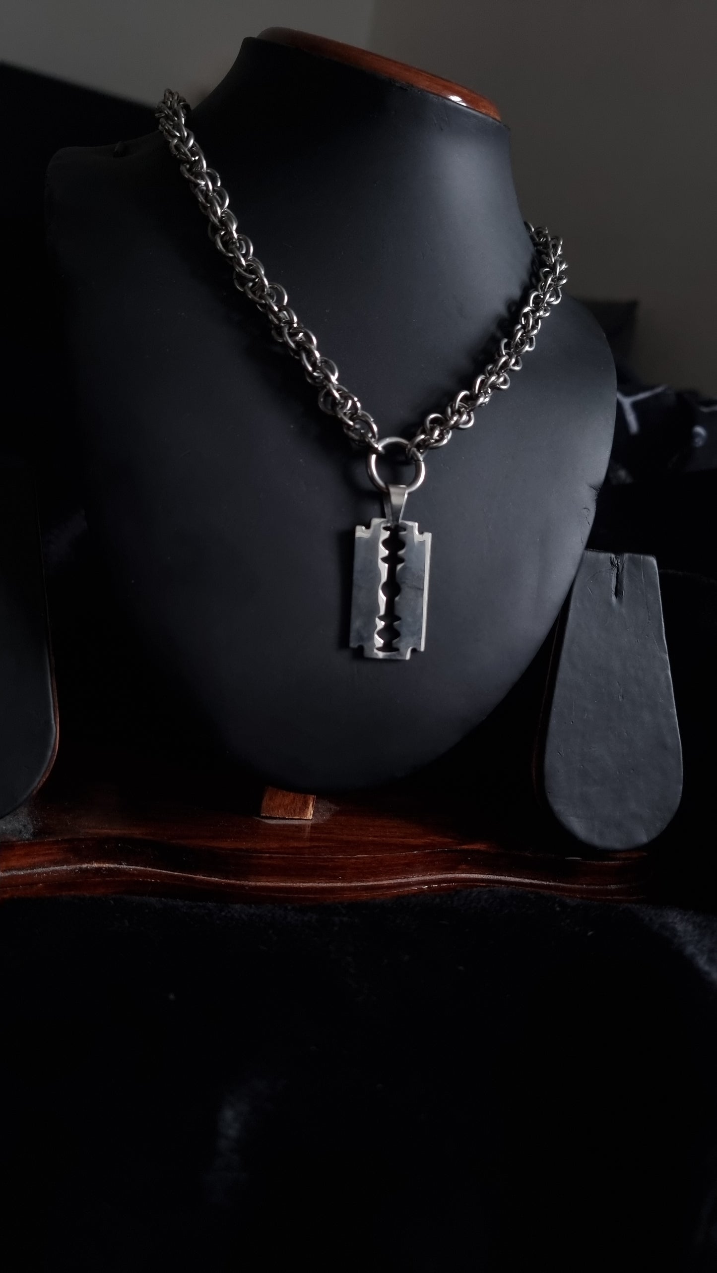 The Stoic Chain