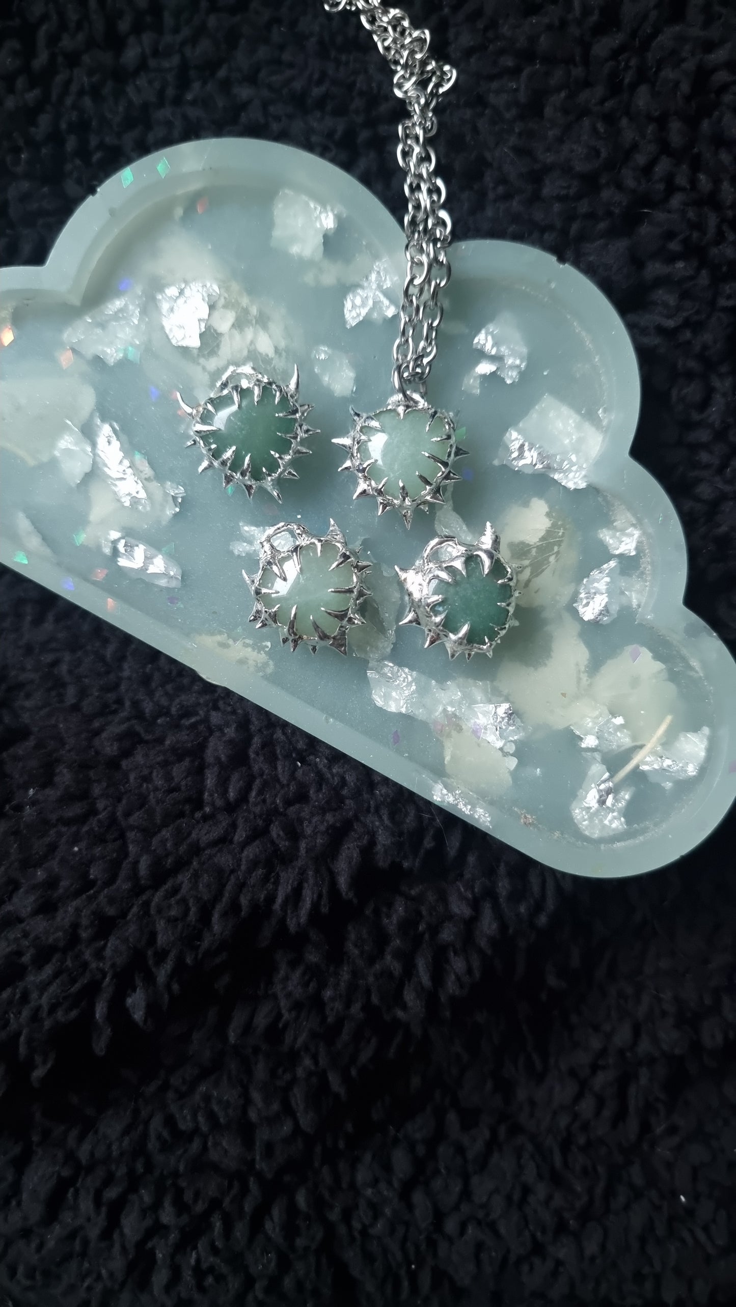 Mini Spiked Crystal Hearts