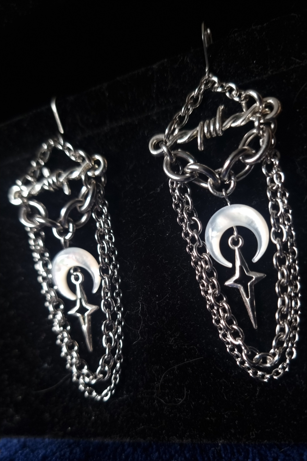 Dysnomia Earrings