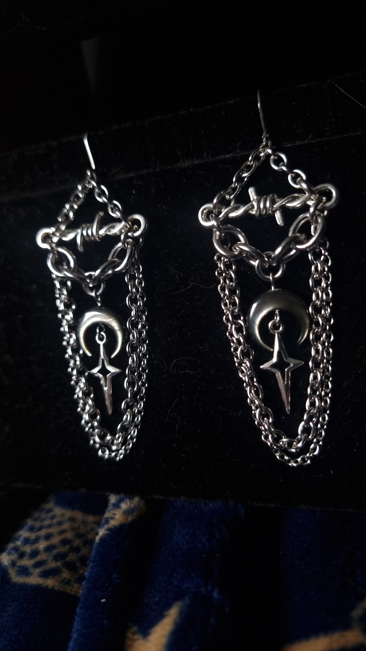 Dysnomia Earrings