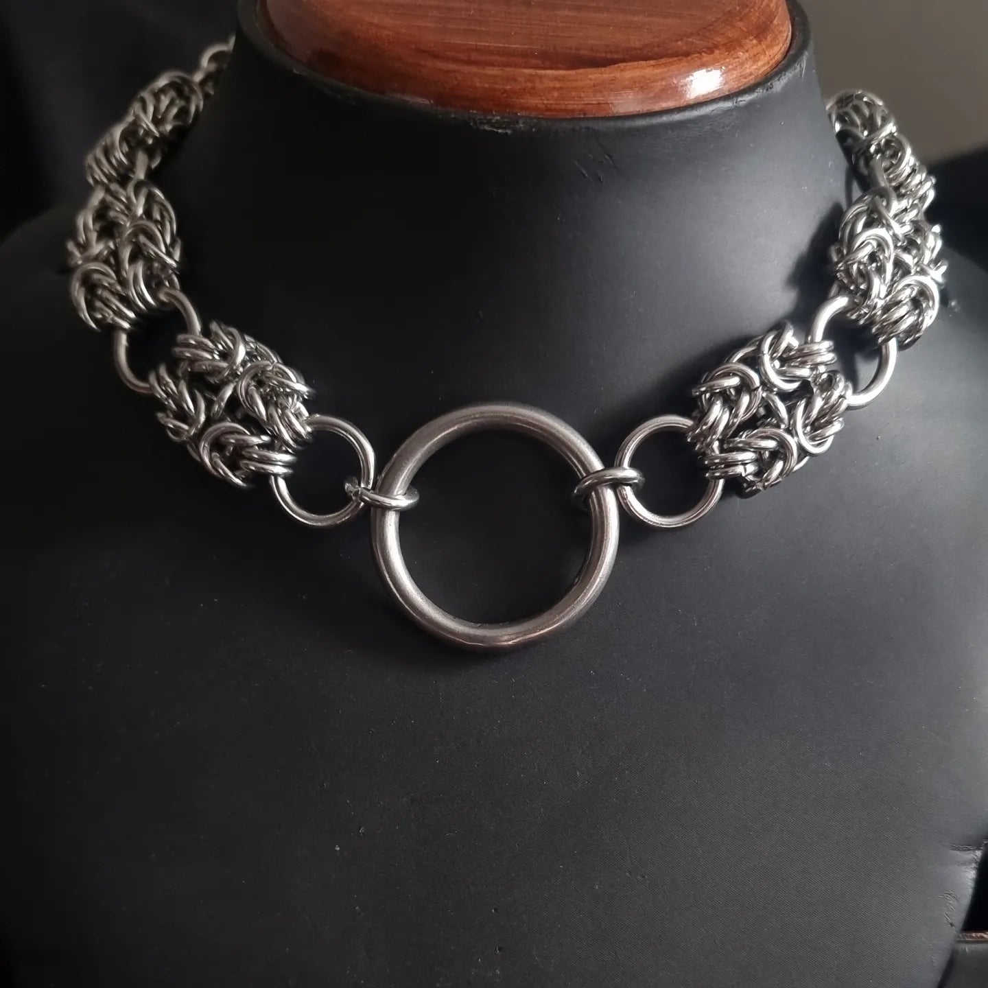 The Hecate Choker