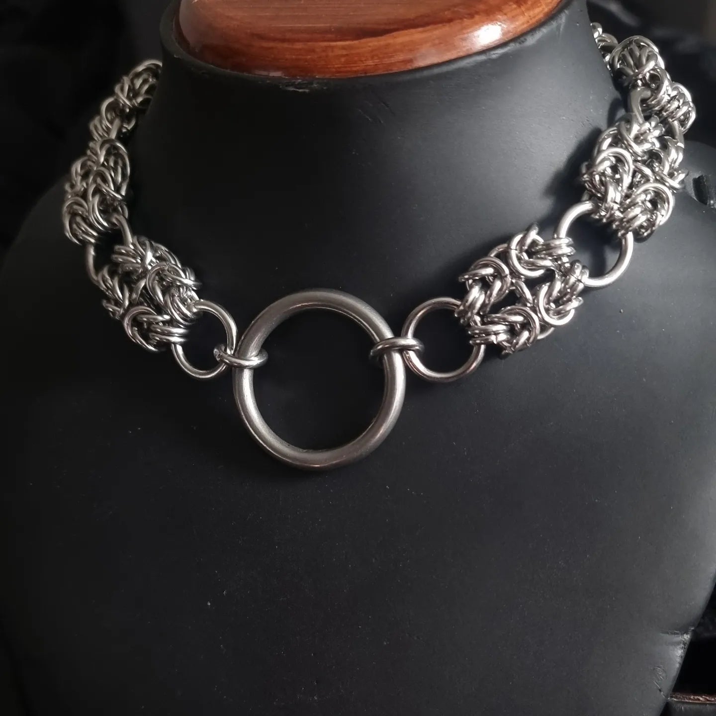 The Hecate Choker